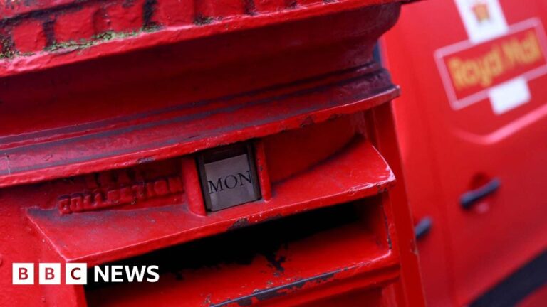 Cornwall residents urge postal bosses to tackle delays