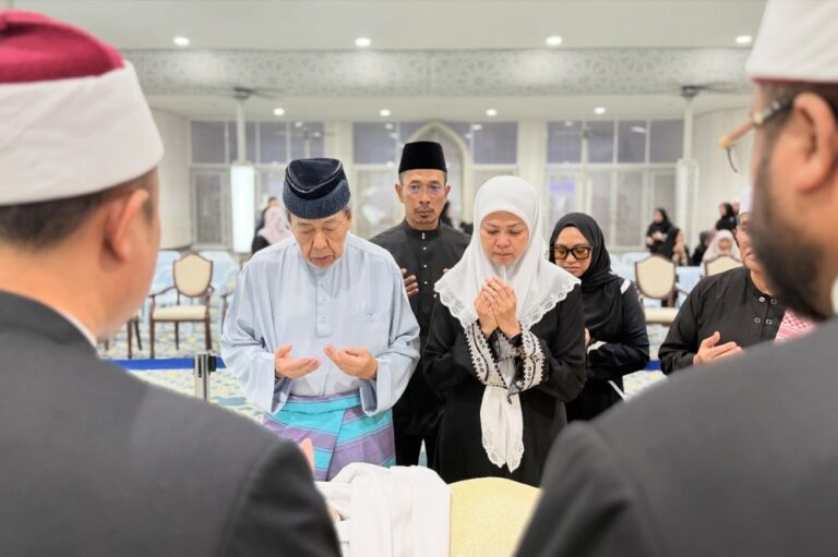 Mother of Selangor’s Tengku Permaisuri laid to rest at royal mausoleum