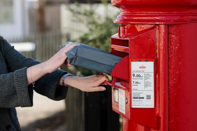 Royal Mail expands proof of posting for international parcels at all 115,000 UK postboxes