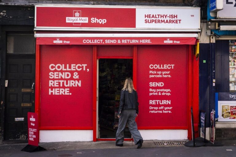 Royal Mail to take over thousands of UK convenience stores