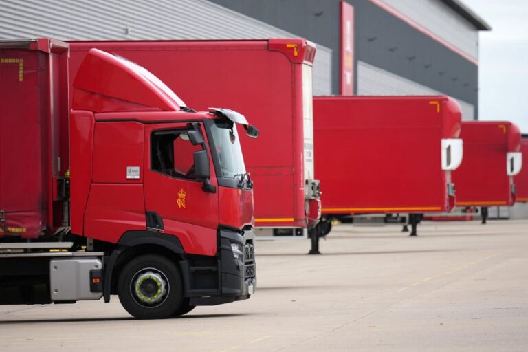 Thousands of new jobs to open up at Royal Mail | The Independent