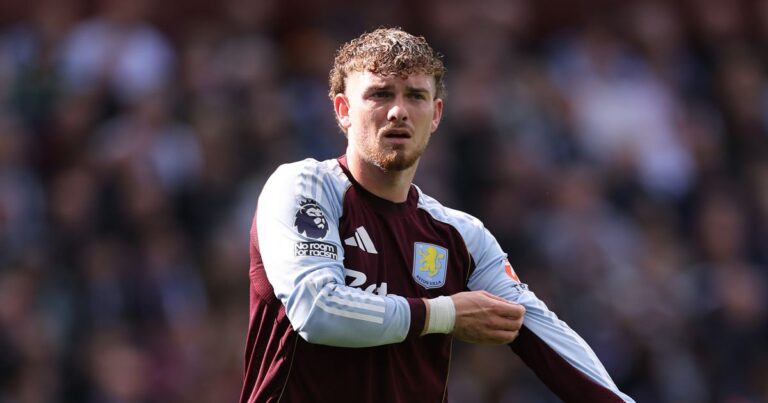 Unai Emery sends clear Harvey Elliott message and explains half-time sub of ex-Liverpool star