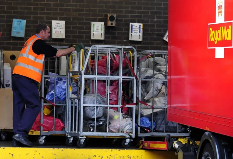 Failure to deliver costs Royal Mail £21m