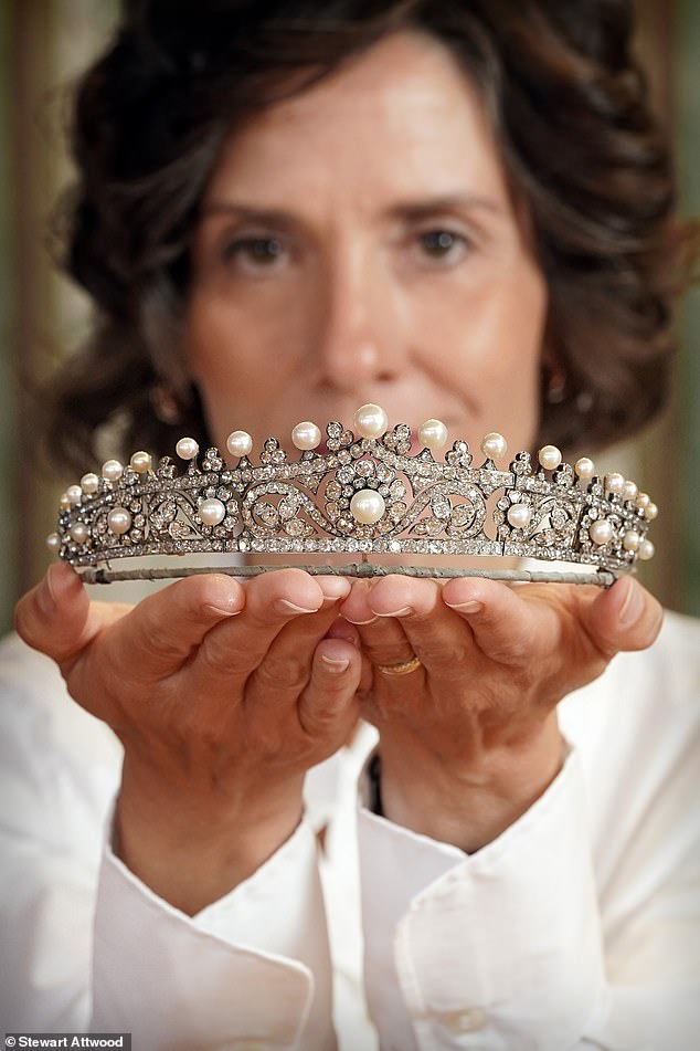 Jewels of America’s only royal lady-in-waiting, the Countess of Airlie, go up for auction today, writes JOSIE GOODBODY