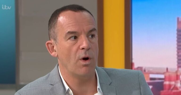 Martin Lewis says ‘legal bribe’ means you can get £400 ‘by Christmas’