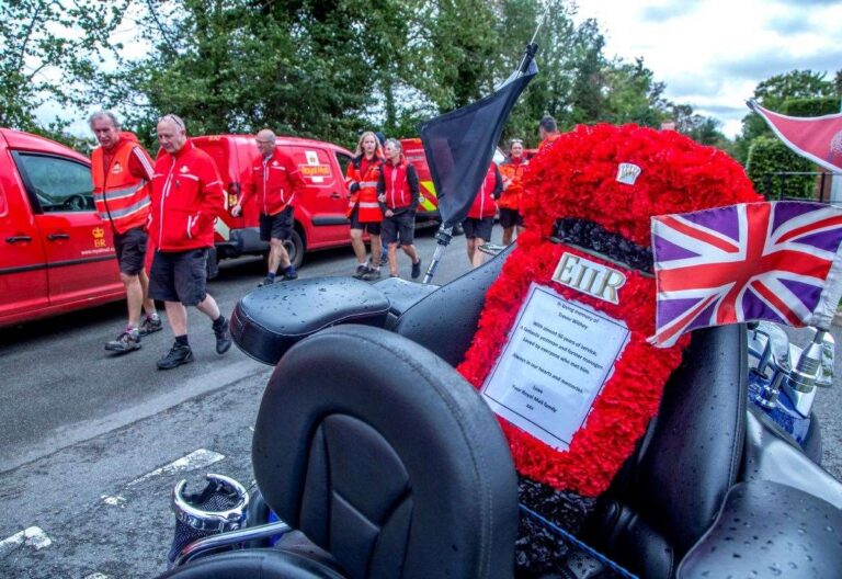 Nearly 50 Royal Mail vans convoy through Alveston as much-loved postman Trevor Withey remembered