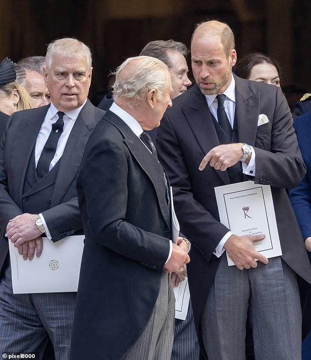 ‘Ruthless’ Prince William is ‘calling the shots’ in dealing with Andrew to protect King Charles, royal biographer claims