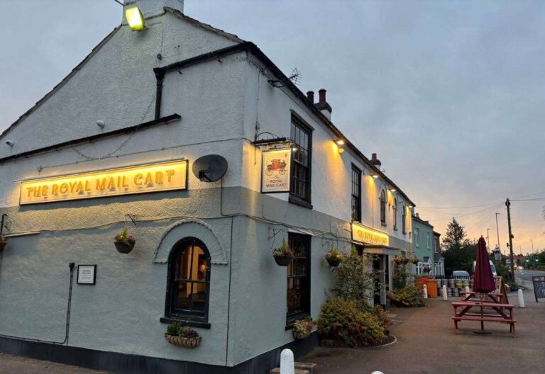 Secret Drinker reviews the Royal Mail Cart in Spalding