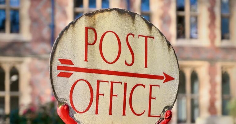 Candidates not entitled to delivery of campaign leaflets under electoral law