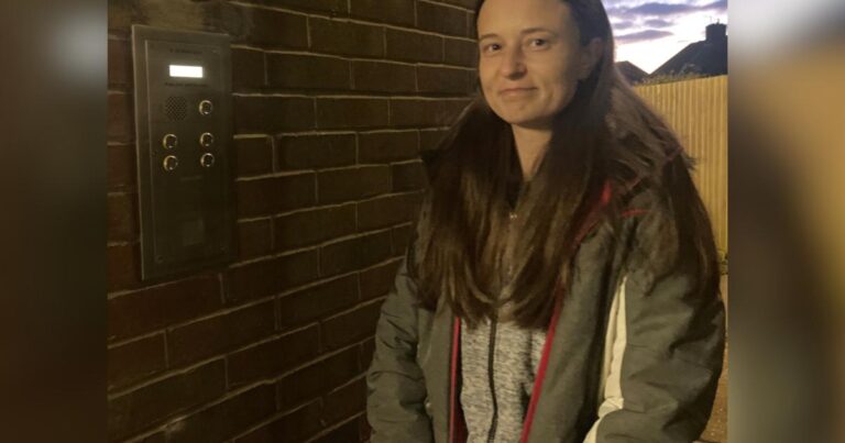 Change to intercom at Hove flats disrupts deliveries