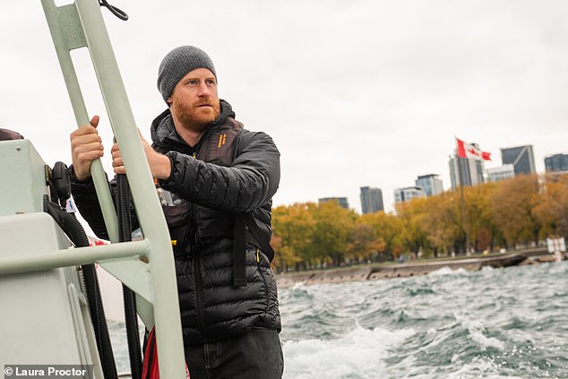 Prince Harry is accused of ‘copying’ William after taking part in VERY similar photo opportunity – after rubbishing claims he was trying to upstage his brother’s Earthshot Prize awards with Canada trip