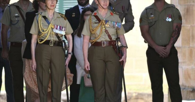 Princess Anne honours Aussie army amid royal rumblings – Bunbury Mail