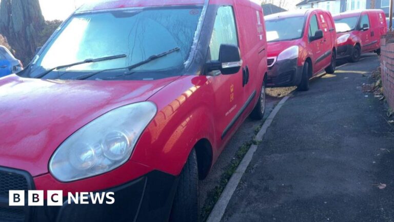 Royal Mail apologises for using Kingswood street as a car park