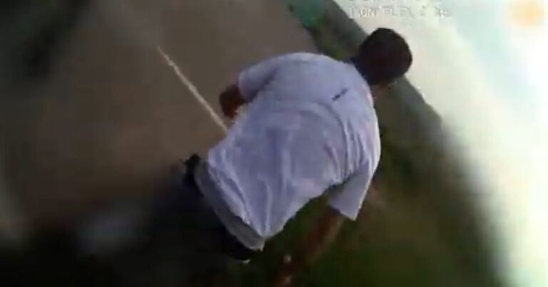 The moment alleged Islamic state supporter said to be plotting terror attack tried to run from police as he was arrested