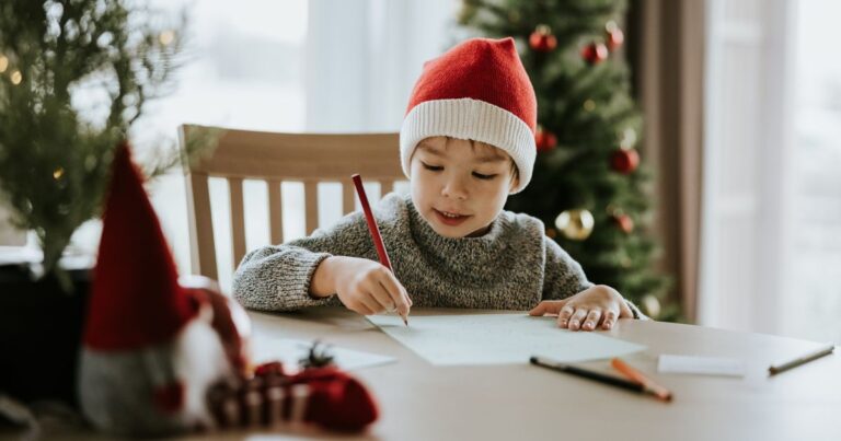 You can send Santa letter for 87p and get reply including in BSL and braille – here’s how