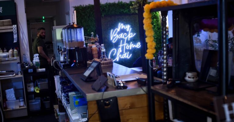 Cafe forced to lay off staff just before Christmas during bill dispute with Nottingham energy firm