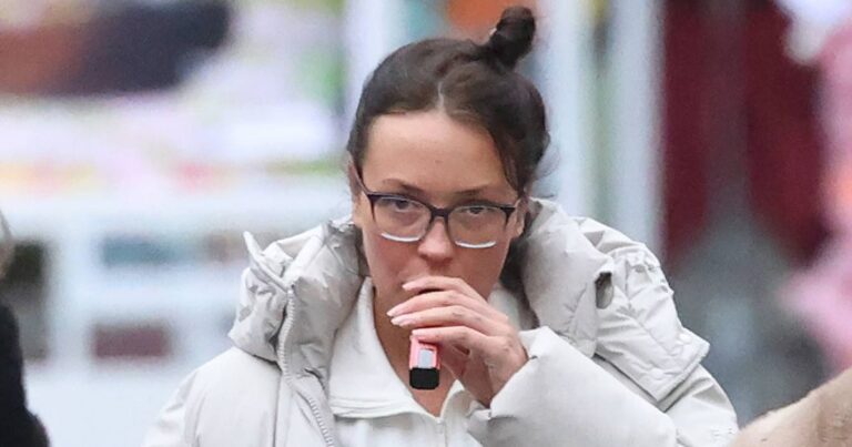 Mum of three admits ‘I actually do have something to declare’ to airport officials