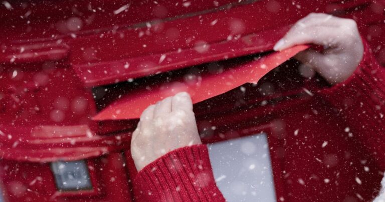 Post Office reveals Royal Mail Christmas 2025 post deadlines