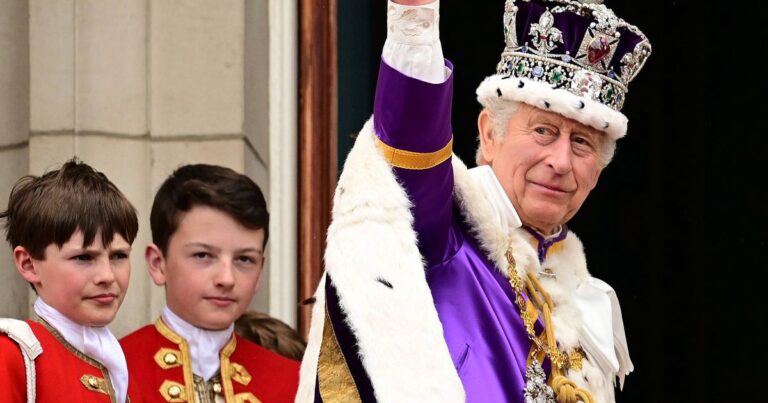 Protesters throw crumble and custard at Crown Jewels in Tower of London stunt