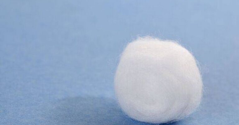 Put cotton wool on windowsills in December to stop major problem
