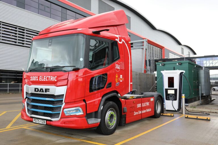 Royal Mail adds eight electric trucks to its fleet