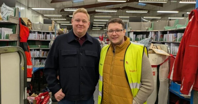 Royal Mail’s Redditch posties thanked at Christmas