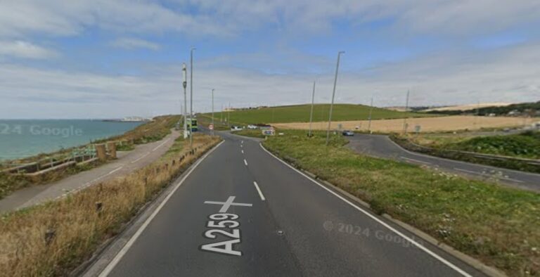 A259 closed after stolen van crash – Brighton and Hove News