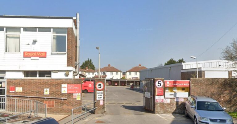Fire at Royal Mail Gosport Delivery Office on Mill Road
