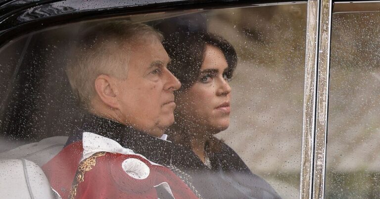 Royal Family LIVE: Andrew reeling as Eugenie goes ‘Brooklyn Beckham level’ no contact | Royal | News