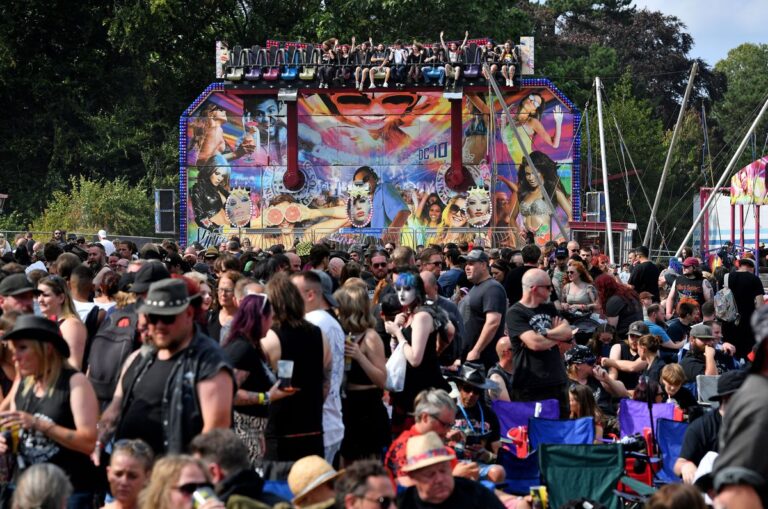 Stellar line-up announced as popular tribute music festival set to return to Wolverhampton