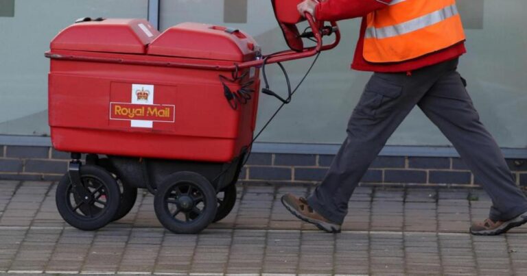 The Royal Mail delivery delays going on today in SE24