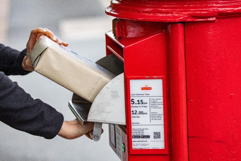 UK retailers face January returns challenge worth more than £1.5 billion