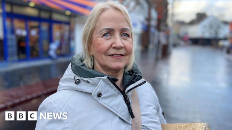 I missed a hospital appointment due to Royal Mail delays – BBC