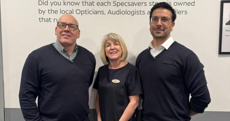 New Chipping Norton Specsavers sponsors football and cricket