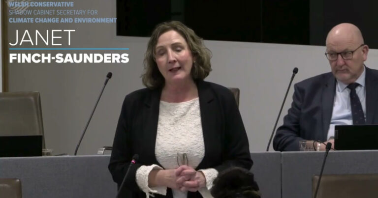 Questions to the Cabinet Secretary for Social Justice, Trefnydd and Chief Whip regarding Royal Mail.