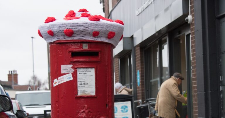 Royal Mail ‘choosing not to deliver some letters’ as families ‘wait weeks for post’
