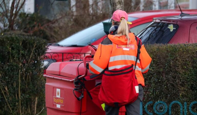 Union demands ‘clear guarantee’ from Royal Mail on delivery of election mail