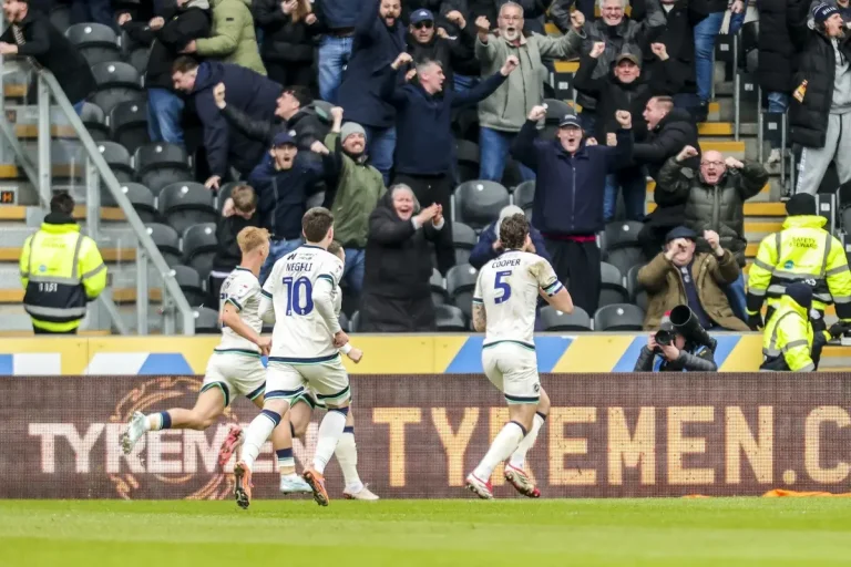 Hull City 1-3 Millwall – ruthless Lions snatch vital three points in backs-to-the-wall performance – Southwark News