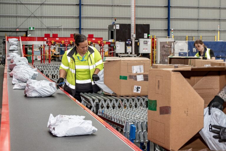 Posts suspend services to the Middle East