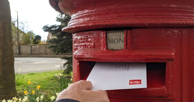 Second-class service as Royal Mail delivers staggering 220m letters late | Politics | News